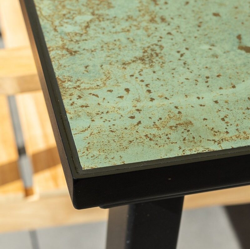 flisebord detalje grøn keramisk flise